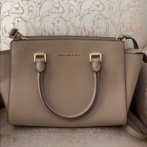 Michael kors bag